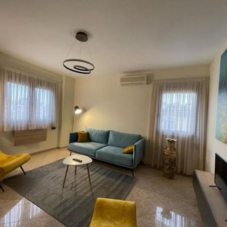 Evendum Central Apartment 1 地拉那 外观 照片
